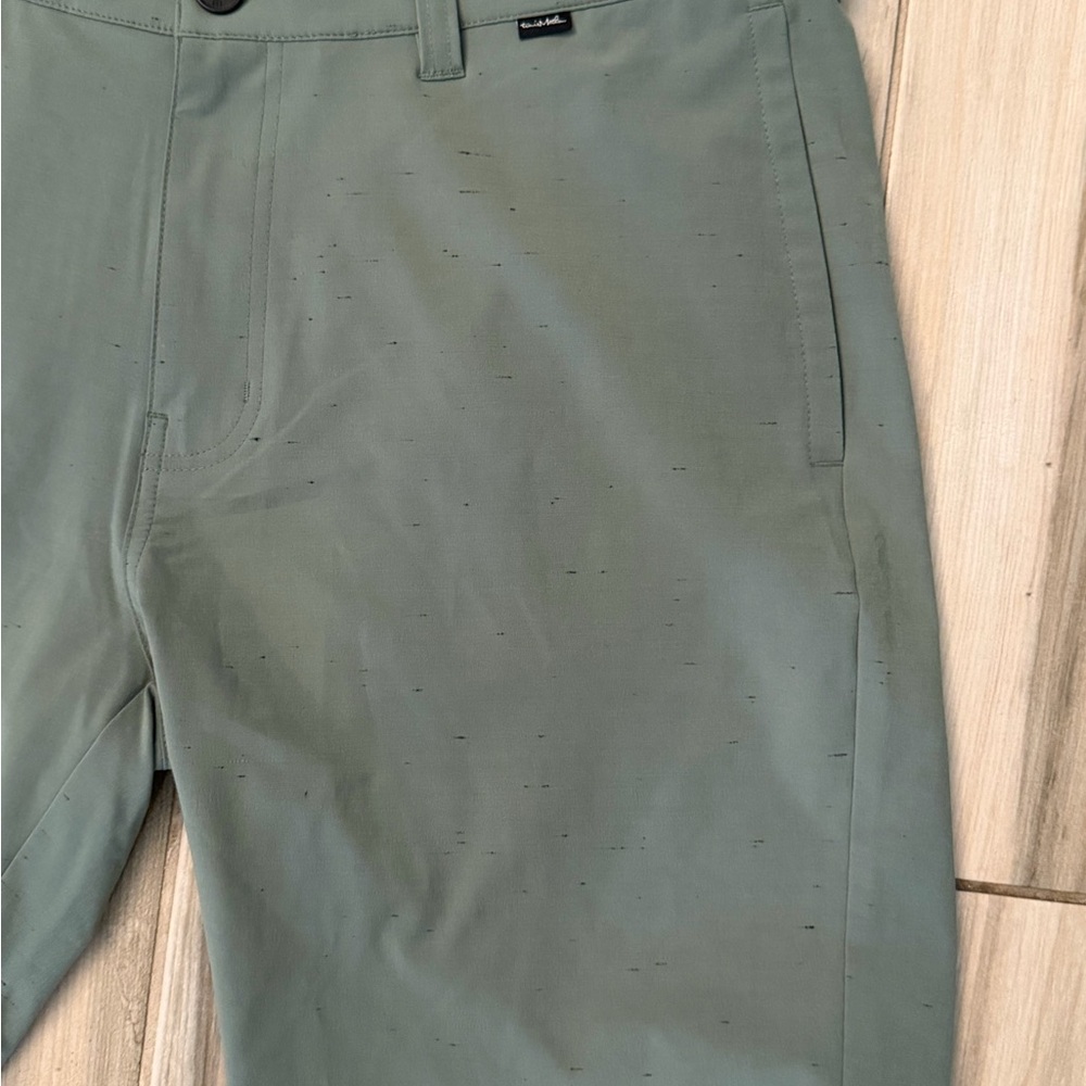 Travis Mathew Speckled Green Shorts - Picture 3 of 8